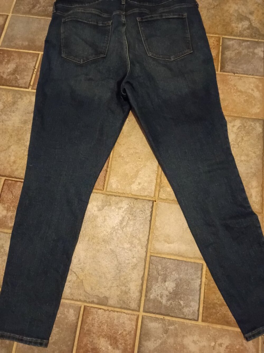 Ladies size 18 tall Old Navy Rockstar denim jeans high waisted